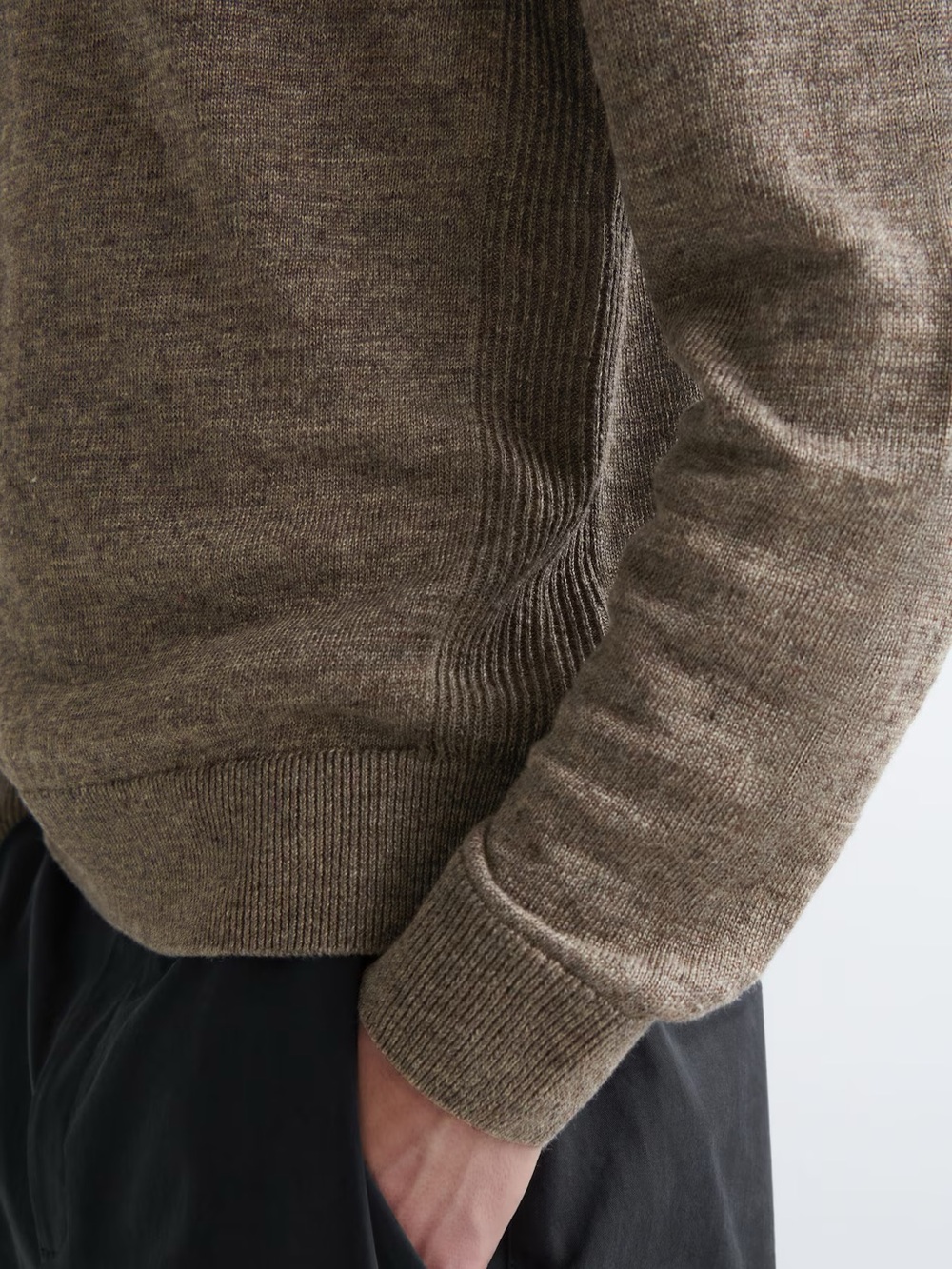 NWT (size M) COS KNITTED LINEN CREW-NECK SWEATER - Picture 3 of 6